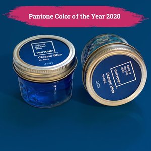 Pantone akhirnya merilis warna untuk tahun 2020 yaitu: Classic Blue yang dideskripsikan dengan rona biru elegan yang sederhana namun tak lekang oleh waktu..Let’s start with 💙💙💙 first. 😉.📷 @pantone #Pantone2020 #ClozetteID