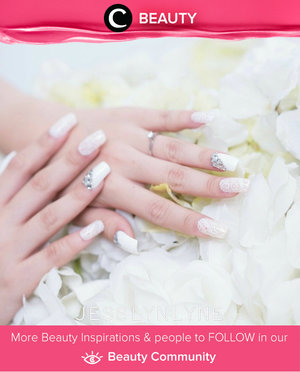 "
White lacey nails for wedding. Simak Beauty Updates ala clozetters lainnya hari ini di Beauty Community. Image shared by Clozette Ambassador: @lyne94. Yuk, share beauty product andalan kamu."