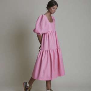 Tiered Dress, Tren Dress yang Sudah Ada Sejak Tahun 1870-an!