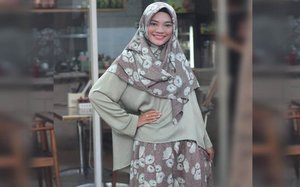 Tips Outfit Sederhana Dan Nyaman Untuk Muslimah Traveller