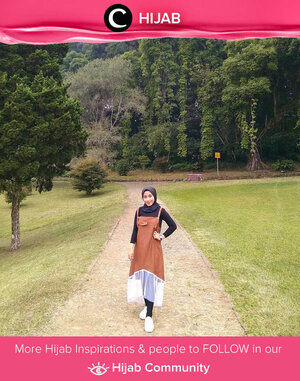 Perpaduan warna cokelat, hitam, dan putih jadi kombinasi seru untuk mengawali weekend terakhir di bulan Januari ini. Image shared by Clozetter @ratnasha22. Simak inspirasi gaya Hijab dari para Clozetters hari ini di Hijab Community. Yuk, share juga gaya hijab andalan kamu.