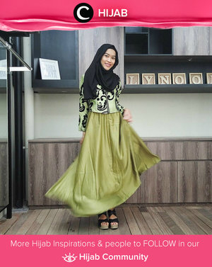 Swinging skirt for effortless festive look. Simak inspirasi gaya Hijab dari para Clozetters hari ini di Hijab Community. Image shared by Clozetter: @misskarulina. Yuk, share juga gaya hijab andalan kamu
