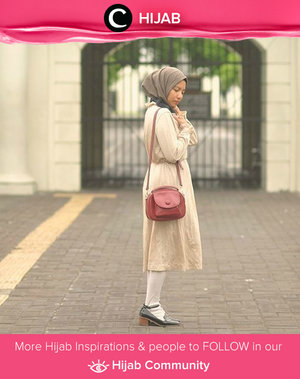 Vintage style inspiration for hijabers by Clozetter Iswarani. Simak inspirasi gaya Hijab dari para Clozetters hari ini di Hijab Community. Image shared by Clozetterr: @iswarani. Yuk, share juga gaya hijab andalan kamu 