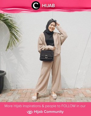 Looking elegant with neutral color combos! Simak inspirasi gaya Hijab dari para Clozetters hari ini di Hijab Community. Image shared by Clozetter : @dessydyl. Yuk, share juga gaya hijab andalan kamu.