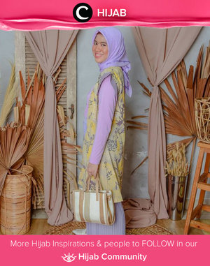 Tampil ceria dengan warna kuning dan lilac seperti Clozetter @abellyka. Simak inspirasi gaya Hijab dari para Clozetters hari ini di Hijab Community. Yuk, share juga gaya hijab andalan kamu.