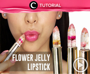 Ada jely lipstik dengan hiasan bunga di dalamnya. Sebelum kamu membelinya, yuk simak ulasan shadenya dalam video berikut http://bit.ly/2c4UiIe. Video shared by Clozetter: aquagurl. Cek Tutorial Updates lainnya pada Tutorial Section.
