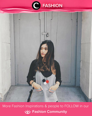 Her pom-pom necklace in on point with her monochrome outfit. Simak Fashion Update ala clozetters lainnya hari ini di Fashion Community. Image shared by Star Clozetter: deniathly. Yuk, share outfit favorit kamu bersama Clozette.