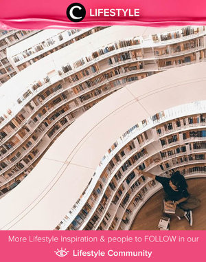 Clozetter @dsherlytha and waves of books at library@orchard, Singapore. A beautiful sancturary for those who need some rest from the bustle of the busy city. Simak Lifestyle Update ala clozetters lainnya hari ini di Lifestyle Community. Yuk, share momen favoritmu bersama Clozette.