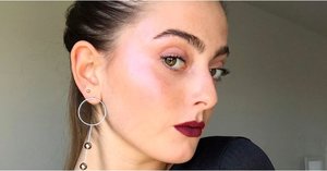 How to Do Holographic Highlight IRL — According to a Beauty Pro
