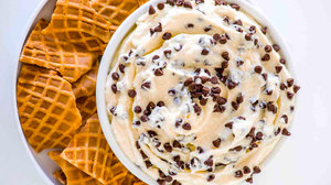 25 Stupidly Easy Dessert Dip Recipes to Make for Your Next Party