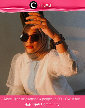Clozette Ambassador @prapancadf and her golden hour moment. Simak inspirasi gaya Hijab dari para Clozetters hari ini di Hijab Community. Yuk, share juga gaya hijab andalan kamu.