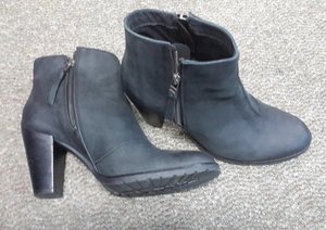 MY First Boots !
Visit my blog for more review dymartha.blogspot.com
#MNG #Mango #Boots #Shoes #Fashion #ClozetteID #clozetteidambassador