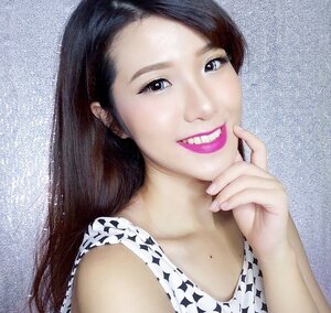 Good Brows Day 😆💕
.
Using @lagirlindonesia Shady Slim Brow Pencil shade Sift Brown to frame & fill in then set it with @etude_official Color My Brows Mascara 04
.
.
.
.
.
#beauty #instamakeup #makeup #makeupartist #mua #mua💋 #mua💄#makeupart #makeup #makeups #beautyenthusiast #beautyblogger #beautyvlogger #beautyinfluencer #beautyinfluencers #makeupaddict #makeupjunkie #makeupjunkies #beautyjunkie #beautyjunkies #indobeautyblogger #indobeautyvlogger #beautybloggerindonesia