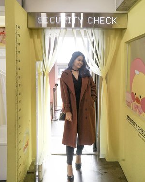 Passed the security check 👀
.
.
#NatashaJSOOTD .
.
.
.
.
.
.
.
.
.
#fashiongram #styling #instafashion #seoul #chuu #wiwt #clozetteid #패션스타그램 #일상 #셀스타그램