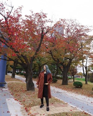I promise this will be the last autumn post on my feed 🍁😅..#NatashaJSOOTD ..........#clozetteid #styled #wiwt #styleoftheday #ggrep #좋아요 #패션 #룩 #코디