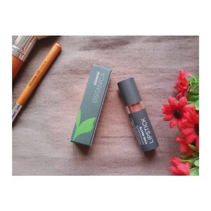 [NEW POST] LINK ON BIO
Hai hai. Aku baru nulis review lipstick nya Mineral Botanica nih. This lipstick is quite good for me. Full review nya bisa dibaca di blog ku ya. Seperti biasa, link nya ada di bio. Makasih🙇

#clozetteid #beauty #makeupreview #lipstickreview #setterspace #ihbloggers #indonesianhijabblogger #femalebloggersid #bloggerperempuan #kbbvmember #atomcarbonblogger #beautybloggerid #beautybloggerindonesia #indonesianbeautyblogger #beautilosophy #indobeautysquad #indobeautygram #femaledailynetwork #bloggersemarang #beautybloggersemarang #beautyandfashionbabes #indonesianbeautyinfluencer #bloggerbabes #thebloggerbabes #indonesianfemalebloggers #komunitasbeautybloggerdanvlogger #thefridaygirl