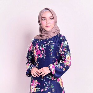 Hijab from -- @pelangirr 🌸 Thank you 💙 .
.
.
.
.
#hijab #fashion #makeup #clozetteid #ayuindriati