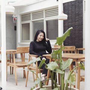 Either you run the day, or the day runs you..
.
📷 @robby.goh .
.
.
.
.
.
.
.
#luellamakeup #ootdinspiration #tampilcantik #indobeautygram #bvloggerid #beautiesquad #clozetteid #clozzetebeauty #bloggerindonesia #bloggerindo #beautilosophy  #indobeautysquad #beautybloggerindonesia #bvloggerid #beautybloggerbandung #setterspace #bloggerbandung #muaindonesia #bloggermafia #bunnyneedsmakeup #kbbvfeatured #ragamkecantikan