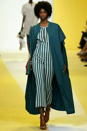 akris spring 2017 collection from vogue.com