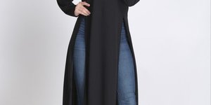 Walk Out In Style with Side Slit Abaya - Girls Hijab Style & Hijab Fashion Ideas