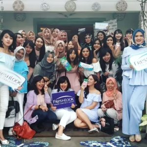 Clozetter Bandung squad~ aandd Bandung Beauty Blogger is finally official yeaayy💞💞 @bandungbeautyblogger 😘😘 If you are a beauty blogger and lives in Bandung, you can join us! Just DM me for the requirements😆
.
.
.
#tribepost #bandungbeautyblogger #beautybloggerbandung #indonesianbeautyblogger #beautybloggerindonesia #clozetteid #freshlookid #indobeautygram #indonesianbeautyvlogger