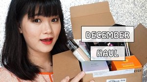 Hi hi siapa yang akhirnya kalap sama promo dan diskon diakhir tahun ini?
Sambil menunggu tahun baru, lihat haulku dibulan Desember ini yuk 😁
#GratefulbeautyBlog #BeautyBlogger #BloggerIndonesia #BeautybloggerID #ClozetteStar #ClozetteID #makeupkorea #haul
