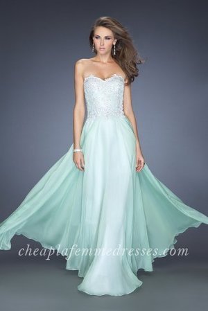 La Femme Style 19801 Prom Dress Features a Sweetheart Neckline, Lace Embroidered Upper Bodice, White Lining, and Beautiful Flowing Chiffon Skirt. This La Femme Prom Dress is perfect for Graduation Dress, Evening Dress, Wedding Gust Dress, Winter Formal Dress or Homecoming Dress.
 
Size: Standard Size or Custom Made Size
Closure: Back Zipper
Details: Jeweled Bodice
Fabric: Chiffon
Length: Long
Neckline: Strapless
Waistline: Empire
Color: Lime
Tag: Lime,Long,Strapless,Prom Dresses,La Femme 19801
