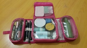 My Travel Make Up Pouch ^^ #Makeuppouch #TravelMakeuppouch #Makeup #skincare