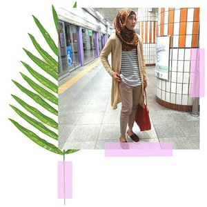 pasmina motif leopard ini adalah salah satu pasmina pertama yg dibeli jauh sebelum saya memutuskan utk berhijab dan ketika sudah berhijab, pasmina ini keseringan saya pake kalo lg bepergian karena menurut saya motif begini bukan utk sehari2😉⠀
.⠀⠀
#hijabstyle #hijabinspiration #hijabfashion #hijabiandfab #hijabi #hijabistyle #clozette #clozetteid #fashionhijab #style #lifestyle #fashionstyle #blogger #blog #bloggerstyle #lifestyleblogger #Throwback #wheninseoul #hijabtraveller