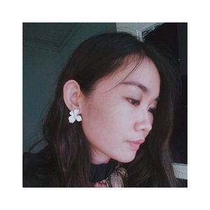Tried these earrings and it doesn’t make my ears itchy, miracle happens hahahahaha 👏🏻
-
#clozetteid #clozette #ads