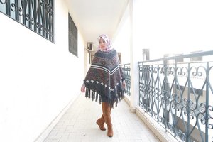 Everyday is a fashion show and the world is the runway.
-- Coco Chanel -- #beautyblogger #beautybloggerindonesia #indonesiabeautyvloggers #beautiful #chichijab #hijabfashionista #hijabfashion #fashionhijab #hijabstyle #bloggerstyle #bloggerslife #bloggers #hijabblogger #hijabbeauty #ponchostyle #autumnoutfit #fallloutfit #autumnfashion #clozetteid #overkneeboots #highboots