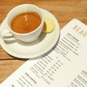 Good morning..
Coffee first
.
.
.
#coffeaddicted #beau #ClozetteID