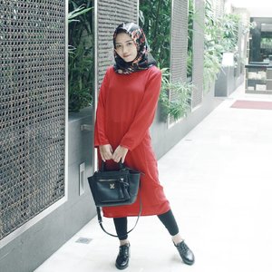 Red and black for yesterday's @lacoco.id Launching✨🎈 #ClozetteID #Clozetter #Hijab #HijabDaily #DailyLook #Casual #Ootd #Popbelaootd
