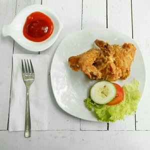 chicken wings for lunch? why not?🍗🍅
#clozetteid #food #lunch #chickenwing #lifestyle #snack 