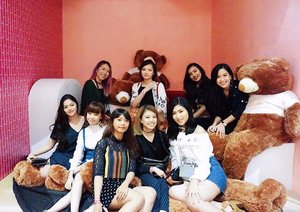 Ain't your fav Korean girlband 💁🏻❣️
•
•
•
•
• #throwback #blogger #clozette #clozetteid #clozetter #bloggerlife #bloggerbabes #indonesiablogger #styleblogger #beautyblogger