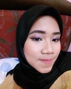 My version of "genuine look" using @wardahbeauty 
Ikutan yukk @maimunahsm @fannyfitrilstr @sakhiks hehe :3
.
.
.
#WardahMakeupChallenge #WardahYouniverse #ClozetteID #sorryformention #wishmeluck #purple #smokeyeyes