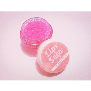 Hallo! Please meet my new little fellow😊 hehe. It will help us to remove our dead cells on lips and of course.. lighten our dark lips too😁 It also has a good fragrant😙👄💋 yumm! Bubble gum~ hihi#lipscrub #lipsugarscrub #bubblegum #clozetteid