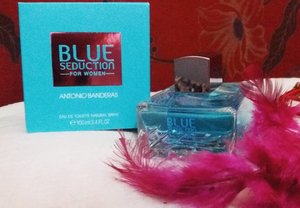 My current-favo-fragrance❤🙆🏻
.
.
.
▶ Blue Seduction edt for women by Antonio Banderas
#fragrance #blueseduction #perfume #clozetteid #clozettedaily #clozetters