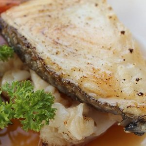 Lunch menu: Gindara Fish
.
.
.
.
#gindara #gindarafish #fish #lunchmenu #lunch #lunchtime #clozetteid  #instafood #foodie #foodphotography #foodoftheday #foodgram #like4likes #followforlike #sonyxperia #igersworldwide #ritystory #ritystyle #mytravelgram #travelerlife #foodlovers #womanblogger #instapic #kuliner #culinary #foodporn #picoftheday #foodlover #foodgallery