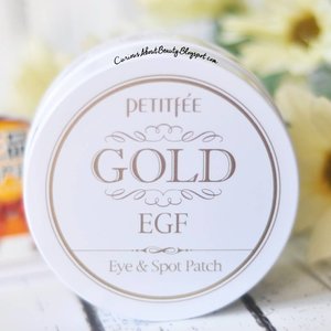 The best and cheapest eye treatment I've ever tried. If you think dark circles and puffy eyes are in your gene, you might wanna give this eyepatch a try!

Read full #review on my #blog: http://curiousaboutbeauty.blogspot.co.id/2017/05/review-petitfee-gold-egf-eye-spot-patch.html?

Or simply click the #linkinbio 😘

#ClozetteID #clozettedaily #beauty #beautyreview #petitfeegoldeyepatchreview #skincare #skincareaddict #skincarejunkie #beautyblog #beautyblogger #bloggerbabes #asianbeautyblogger #indonesianbeautyblogger #beautybloggerindonesia #bloggerceria #bblogger #whywhiteworks #koreanbeauty #fdbeauty