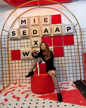 Last night was lots of FUN with my #SedaapSquad fellas partying at @we.the.fest! 🎉 If you’re planning to come to tonight’s or tomorrow night’s WTF, you must come to their booth 🤩 They have fun activities for you to play PLUS you can get interesting merchandises as well 🥳—They also have a new noodle variant for you to try; KOREAN SPICY CHICKEN 🐓🔥 Keeping your tummy filled before partying is always a good idea, so you can sing & dance your hearts out 💃🏻 So let’s #SedaapkanWTF! For you who can’t make it there, you still can try this new variant through JD.ID. Trust me, this one’s worth the try, since I broke my instant noodle fast after years of not eating it 😂👌🏻—📸 @steviiewong ......... #whatiwore #womensfashion #art #fashionistas #rave #artofvisuals #party #raveparty #portrait #hot #ootdinspiration #ootdbloggers #lotd #fashionblog #bloggerstyle #fashion #wiwt #stylist #ootd #styleblogger #blogger #fashionblogger #fashionpeople #influencer #style #outfit #clozetteid