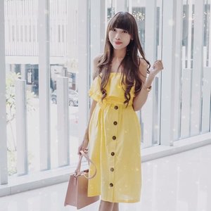 Sooner or later —
you are gonna realize
who are worth keeping
and whom you should let go of 🌻
-
Yellow pretty dress from @laclaralabel !
You need to check their IG page now, to get affordable pretty cloth and special discount too ♥️
.
.
.
#clozetteid 
#stylediary
#oufitpost
#stylegoals
#whowhatwear
#IGoutfit
#revolveme
#outfitidea
#stylecollective
#outfitoftheday
#kissmylook
#outfitselfie
#lookdelgiorno
#outfitinspiration
#lookoftheday
#fashiondiariesmoda 
#bloggersurabaya 
#bloggerjakarta 
#influencer 
#influencersurabaya