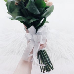 Every woman —deserves to have a manwho is proudly willingto say the world :“Yeah, she is my one and only.She is beautiful and she’s mine” 🌻...#clozetteid #potd #ootd #ootdfashion #ootdshare #flatlay #wedding #weddingflowers #weddingrings #weddingmakeup #blogger #bloggerstyle #bloggers #bloggerindo #influencer
