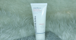 [REVIEW] ELIZABETH ARDEN VISIBLE DIFFERENCE SKIN BALANCING EXFOLIATING CLEANSER