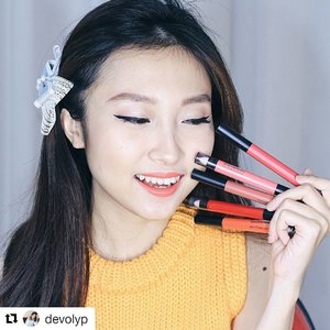 #Repost @devolyp (@get_repost)
・・・
[GIVEAWAY ALERT] Hi guys! If you watched my Instastory yesterday, you'd know that I was so excited to try the newest product from @maybelline, yup, the #LipGradation! 💋 It is a 2in1 creamy matte pencil that helps you to bring off the ombre look or pull off the full matte look 💄You could express yourself with this one, either you're a serious one or the lighthearted one. But for me, I'll choose the soft one! ☺️
_
Also, I've got ONE SET to giveaway for you who want to try this product! 😍 All you need to do is:
1. Just regram this post with hashtag #MaybellineLipGradation #PowerOfDoubleEdge
2. And have a chance to win a set of Maybelline Lip Gradation!
_
#MNYIndonesia #MaybellineIndonesia #beautybloggerid #clozetteid #indonesianbeautyblogger