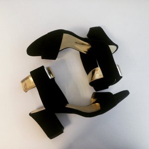 Happiness comes in a box (of high heels) Thank you Gina! Love it! #iwearlollo #heels #strapheels #Clozette #clozetteID