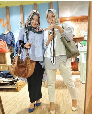 She's my office mate, my partner in crime, my hitsss selebgram, my pretty mama, but other than that she's like my best big sist that i could've ever asked for . ❤️❤️
.
.
. 
#ClozetteID #ootd #hijabootd #ootdindo