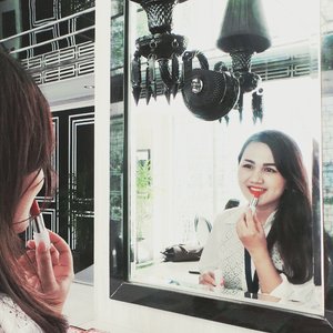 In love with Emina Creme de la Creme red lipstick ♥♥ #eminaplayground #lipstick #FOTD #clozetteid #makeup #faceoftheday