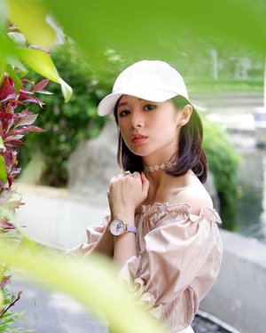 Watch is a new jewelry for a woman. I don't for the other woman, but for me is YES! .
.
Setiap hari aku pakai jam, so, to make it match to my outfit, so aku punya beberapa jam dengan design yang beda2. So, say HI to my new girly watch @wishwatch.id @watchstudioindonesia
.
.
For Beauty People out there, kalian bisa visit there webiste www.wishwatch.com dan use this code " WISH/SILVIA"  to get 15% disc untuk #WishKeyCollection . I hope you can find your own watch. 
Happy weekend Beauty People...