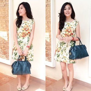 Happy Ascension day! 😇 wearing classic florals from @amygostore 🌼 #clozetteid #ootd